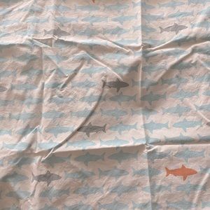 Bed sheets (fitted, flat, and two pillowcases)